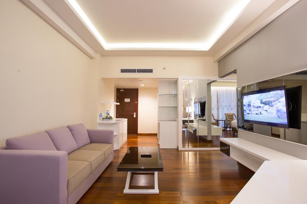 Golden Palace Hotel Lombok Ματαράμ Δωμάτιο φωτογραφία