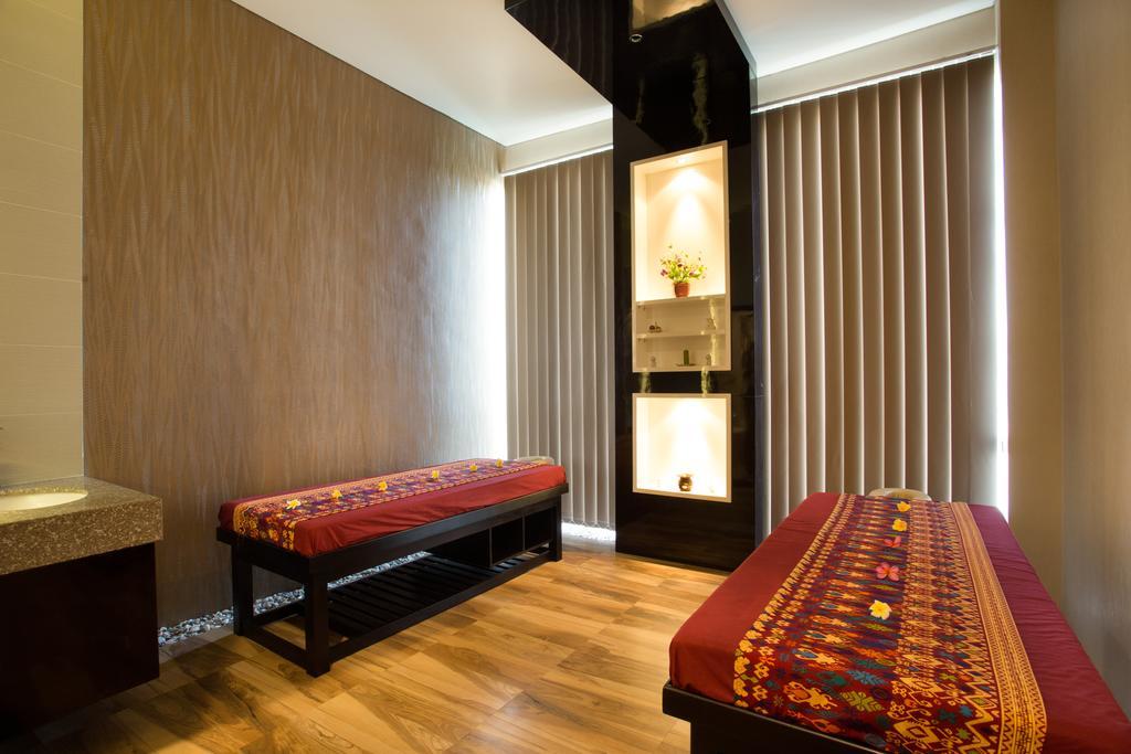 Golden Palace Hotel Lombok Ματαράμ Εξωτερικό φωτογραφία